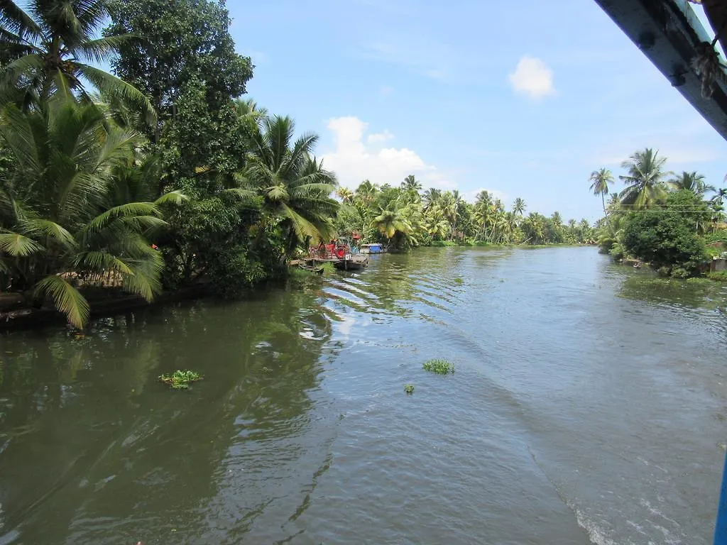 Marari Dreamz Villa Alappuzha