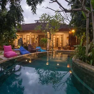  Homestay Bale Indonesia